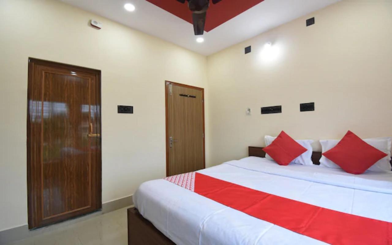 Staymaker Hotel Sannidhyo ชานตี นิเคทัน ภายนอก รูปภาพ