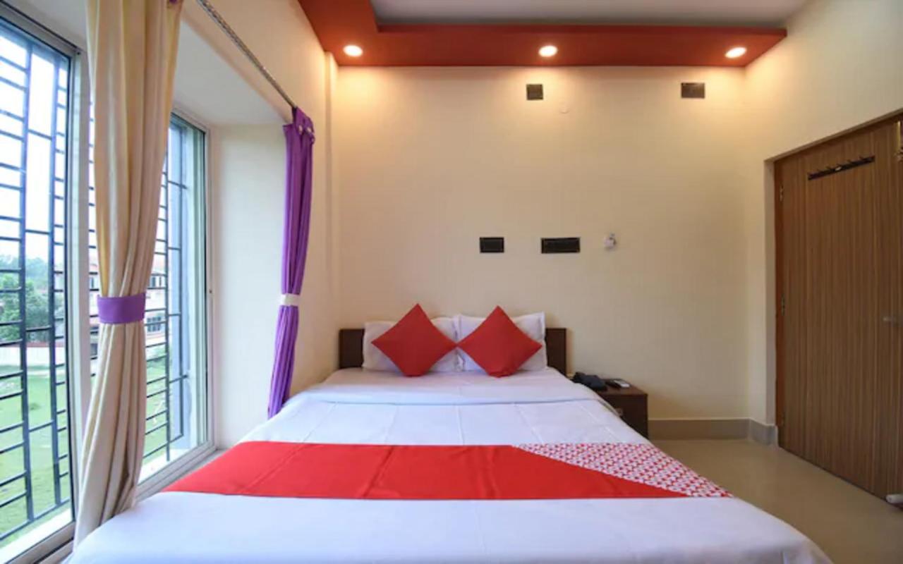Staymaker Hotel Sannidhyo ชานตี นิเคทัน ภายนอก รูปภาพ